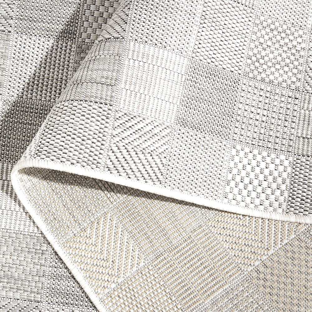 Safavieh Courtyard Elegant Modern Area Rug For Indoor/Outdoor Spaces – Durable, Chic, And Oeko-tex Certified Grey ,Dark Grey 88% Polypropylene,12% Polyester Cy8676-55312-4