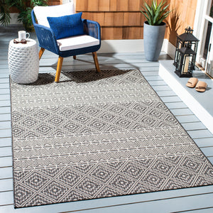 Safavieh Courtyard Contemporary Geometric Area Rug For Indoor/Outdoor Elegance - Durable & Stylish Design Black ,Grey 88% Polypropylene,12% Polyester Cy8787-37621-4r