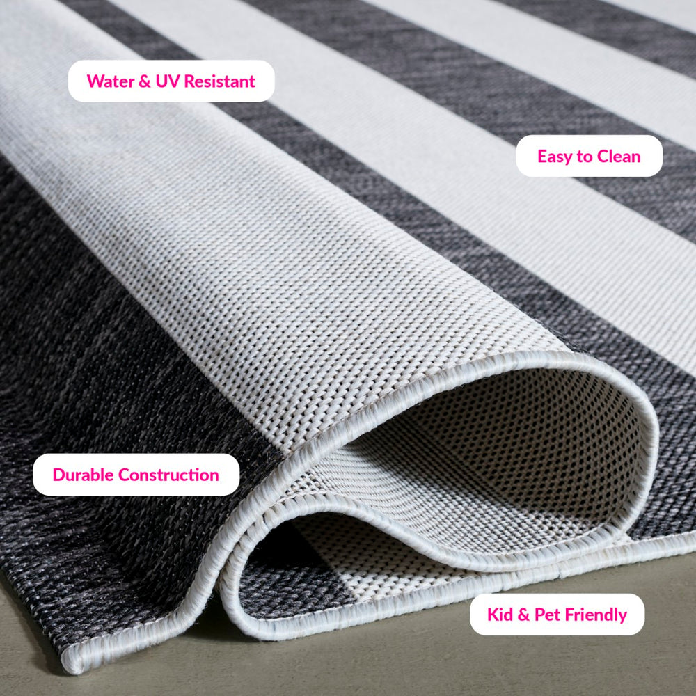 Safavieh Courtyard Modern Striped Area Rug - Elegant Turkish Design For Chic Home Decor & Comfort Upgrade Ivory ,Black 88% Polypropylene,12% Polyester Cy8812-53712-5r