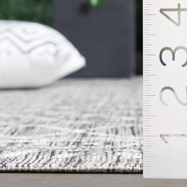 Safavieh Courtyard Stylish Geometric Area Rug – Durable, Soft, Oeko-tex Certified For Indoor & Outdoor Spaces Light Grey ,Dark Grey 88% Polypropylene,12% Polyester Cy8943-59021-810