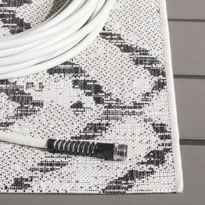 Safavieh Courtyard Elegant Geometric Area Rug - Durable, Soft, And Chic Indoor/Outdoor Decor For Any Space Ivory ,Green 88% Polypropylene,12% Polyester Cy8951-55712-28