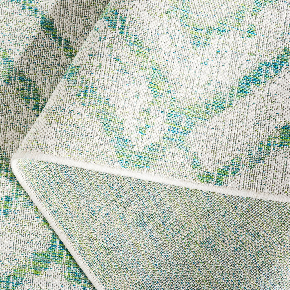 Safavieh Courtyard Elegant Geometric Area Rug - Durable, Soft, And Chic Indoor/Outdoor Decor For Any Space Ivory ,Green 88% Polypropylene,12% Polyester Cy8951-55712-28