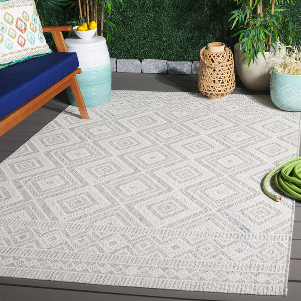 Safavieh Courtyard Exquisite Geometric Area Rug - Durable Power Loomed Design For Indoor & Outdoor Spaces Ivory ,Light Grey 88% Polypropylene,12% Polyester Cy8998-55321-4