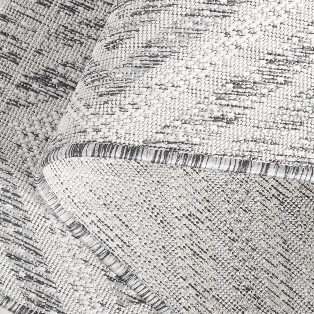 Safavieh Courtyard Exquisite Geometric Area Rug - Durable Power Loomed Design For Indoor & Outdoor Spaces Ivory ,Light Grey 88% Polypropylene,12% Polyester Cy8998-55321-4