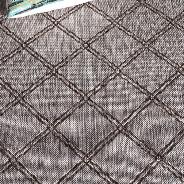 Safavieh Courtyard Exquisite Area Rug - Elegant Medium Rectangle For Indoor & Outdoor Spaces, Oeko-tex Certified Beige ,Brown 85.4% Polypropylene,10.4% Polyester,4.2% Latex Cys8003-363-5176