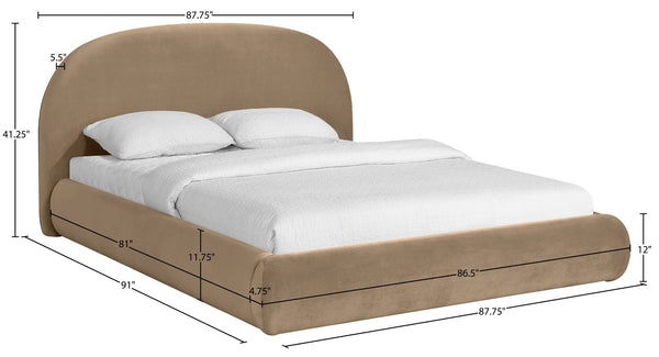 Meridian Furniture Celine Sculptural Curved Velvet King Bed Fully Upholstered Frame for Glam Bedroom Decor Beige CelineBeige-K
