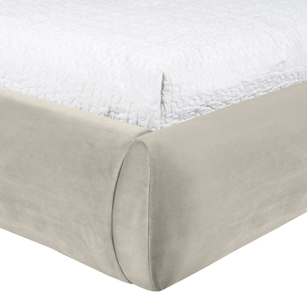 Meridian Furniture Celine Sculptural Velvet Twin Bed Curved Upholstered Headboard for Modern Glam Bedrooms Cream CelineCream-T