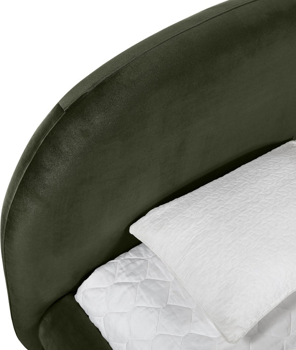Meridian Furniture Celine Sculptural Velvet Twin Bed Curved Upholstered Headboard for Modern Glam Bedrooms Green CelineGreen-T