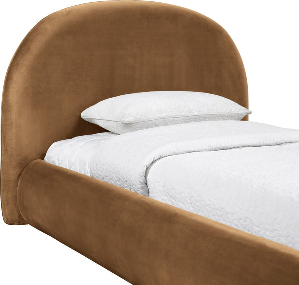 Meridian Furniture Celine Sculptural Velvet Twin Bed Curved Upholstered Headboard for Modern Glam Bedrooms Saddle CelineSaddle-T