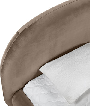 Meridian Furniture Celine Sculptural Velvet Twin Bed Curved Upholstered Headboard for Modern Glam Bedrooms Taupe CelineTaupe-T
