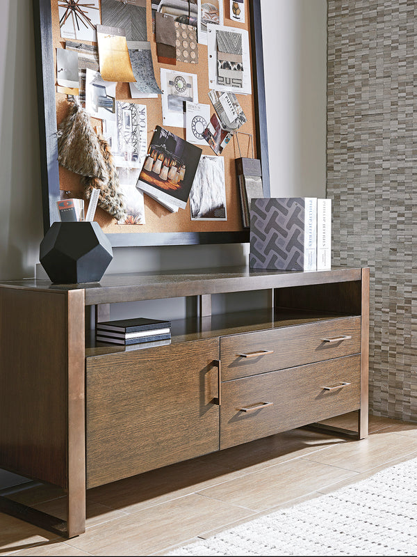 Lexington Sligh Paramount Media Console: Stylish Mocha Oak Design With Open Compartments, Drawers & Urban Edge Delshire Wood 190-660