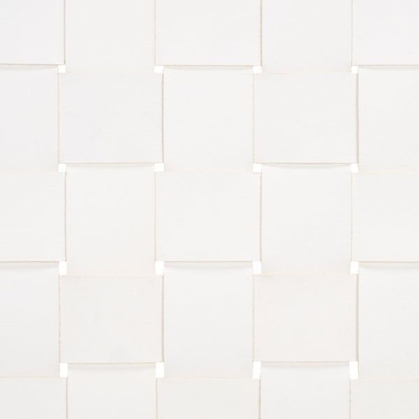 Safavieh TAIKA WOVEN LEATHER DINING CHAIR - Luxurious Comfort and Modern Design for Upscale Dining Spaces White / Light Natural DCH4000D-SET2