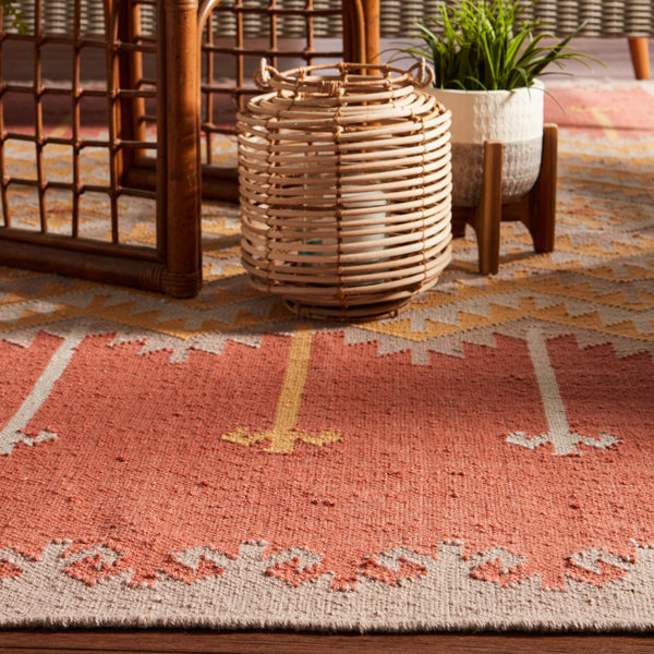 Jaipur Living Jaipur Living Emmett Handwoven Flatweave Kilim Geometric Polyester Indoor Outdoor Rug 7'10"X9'10" RUG128184