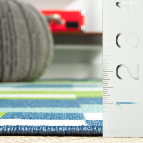 Safavieh Digital Modern Area Rug - Geometric Design In Vibrant Blue And Green, Soft & Durable For Home Decor Blue ,Green Polyamide Dga100m-4