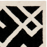 Safavieh Dhurries 552 Hand Woven Flat Weave  Rug Black / Ivory DHU552L-3