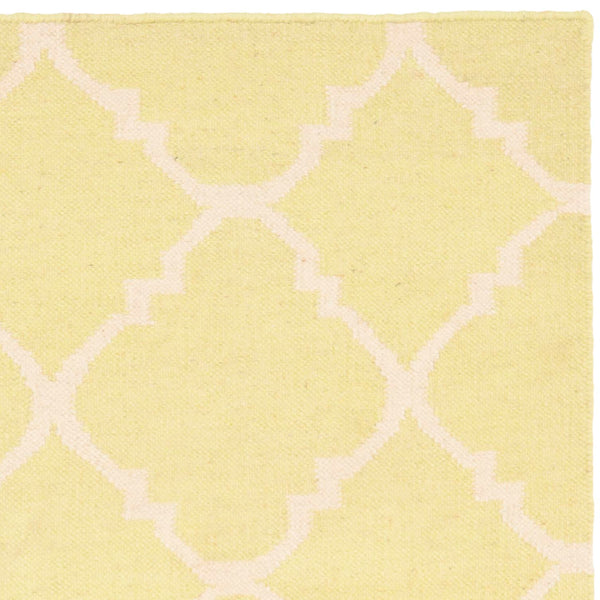 Safavieh Dhurries 554 Hand Woven Flat Weave  Rug Light Green / Ivory DHU554A-3