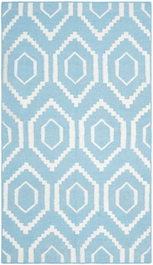 Safavieh Dhurries 556 Hand Woven Flat Weave  Rug Blue / Ivory DHU556B-3