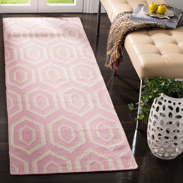 Safavieh Dhurries Handcrafted Wool And Cotton Area Rug With Geometric Design For Timeless Elegance In Home Pink ,Ivory 80% Wool,20% Cotton Dhu556c-26