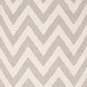 Safavieh Dhurries 557 Hand Woven Flat Weave  Rug Grey / Ivory DHU557C-28