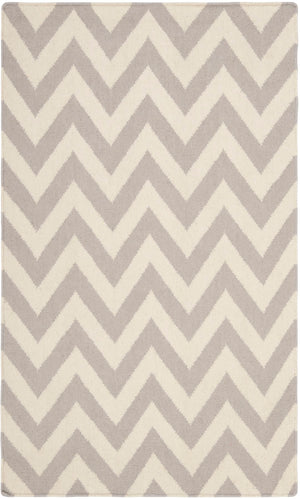 Safavieh Dhurries 557 Hand Woven Flat Weave  Rug Grey / Ivory DHU557C-3