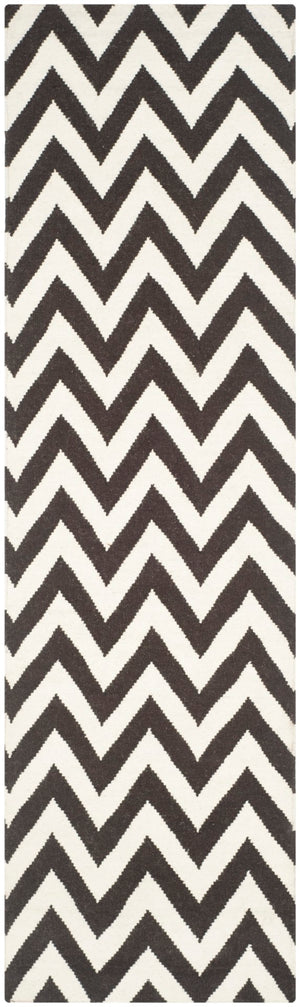 Safavieh Dhurries 557 Hand Woven Flat Weave  Rug Brown / Ivory DHU557D-28