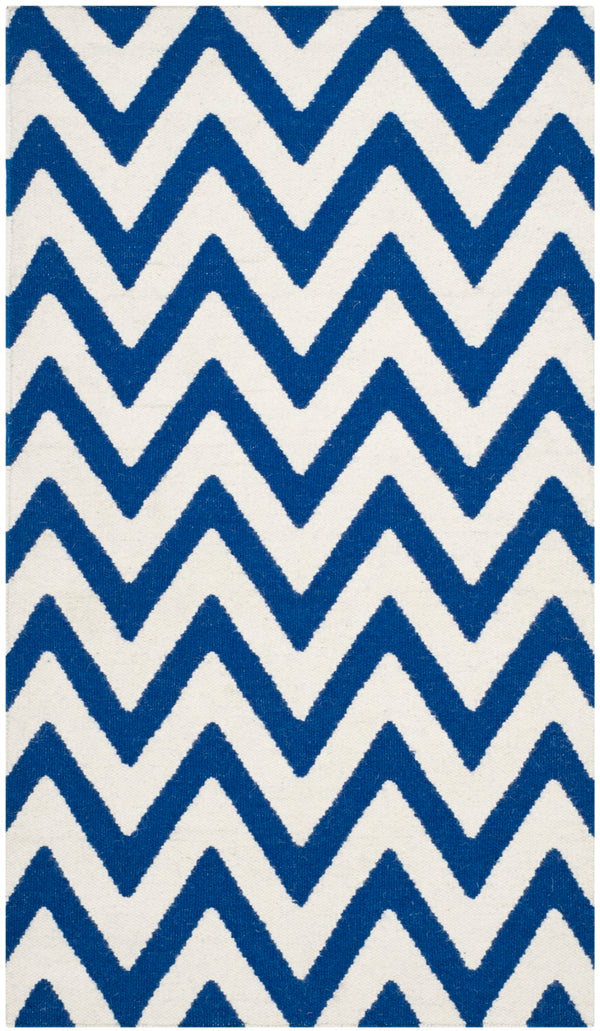 Safavieh Dhurries 557 Hand Woven Flat Weave  Rug Dark Blue / Ivory DHU557K-24