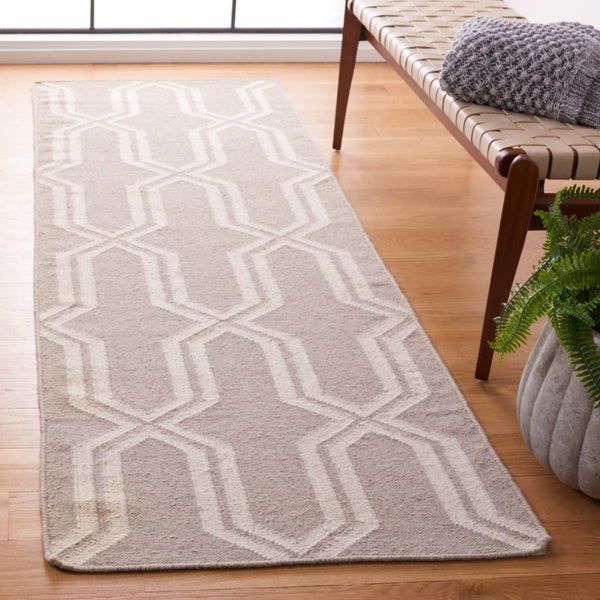 Safavieh Dhurries Hand-woven Flat Weave Rug - Timeless Elegance With Geometric Design For Your Home Decor Grey ,Ivory 80% Wool,20% Cotton Dhu559g-26