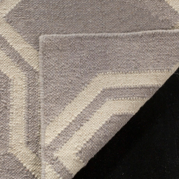 Safavieh Dhurries Hand-woven Flat Weave Rug - Timeless Elegance With Geometric Design For Your Home Decor Grey ,Ivory 80% Wool,20% Cotton Dhu559g-26