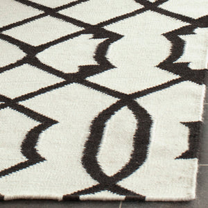 Safavieh Dhurries Handwoven Wool Area Rug - Elegant Geometric Design, Artisan Crafted For Timeless Style Ivory ,Charcoal Wool Dhu753d-8