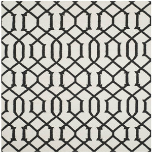 Safavieh Dhurries Handwoven Wool Area Rug - Elegant Geometric Design, Artisan Crafted For Timeless Style Ivory ,Charcoal Wool Dhu753d-8