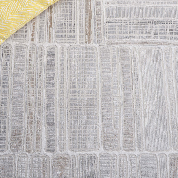 Safavieh Diamond 5'3" X 7'6" Area Rug - Elegant Grey & Light Grey Abstract Design For Modern Living Spaces Grey ,Light Grey Polyester Dia154f-5