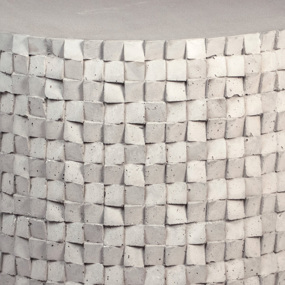 Dovetail Natsu Round Sidetable Light Grey Sealed Concrete Fiberglass Reinforced Concrete DOV14513