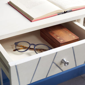 Safavieh Marigold Desk - Mid-Century Glamour With Asymmetrical Design, Perfect For Compact Workspaces And Storage White Wash/Silver DSK9001B
