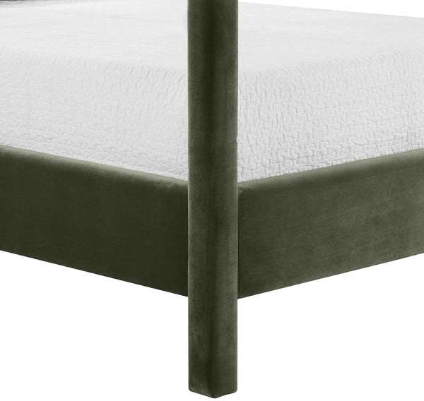 Meridian Furniture Dawson Art Deco Canopy Queen Bed Sculpted Arches and Plush Velvet Upholstery for Bedrooms Green DawsonGreen-Q