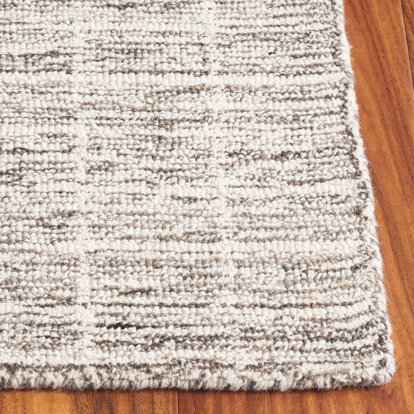 Safavieh Ebony Luxurious Modern Elegance Runner Rug In Soft Ivory And Beige For Timeless Home Décor Natural ,Grey 85% Wool,15% Cotton Ebn139f-6r