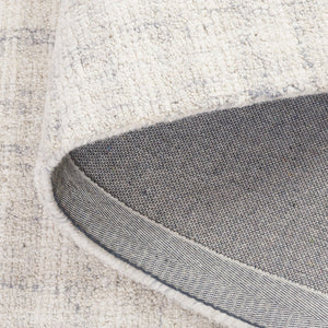 Safavieh Ebony Handcrafted Modern Rug - Plush Wool Blend, Elegant Minimalist Design For Contemporary Spaces Light Grey ,Ivory 85% Wool,15% Cotton Ebn140f-8