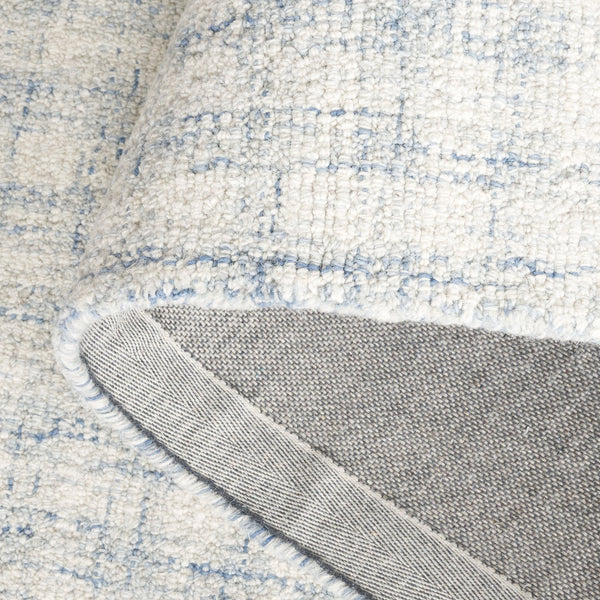 Safavieh Ebony Handcrafted Modern Rug - Plush Wool Blend, Elegant Minimalist Design For Contemporary Spaces Blue ,Ivory 85% Wool,15% Cotton Ebn140m-6r