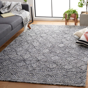 Safavieh Ebony 204 Hand Tufted Geometric Rug Silver / Black 5' x 8'