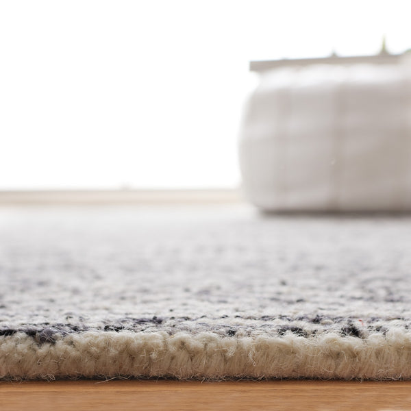 Safavieh Ebony 204 Hand Tufted Geometric Rug Charcoal / Ivory 4' x 6'