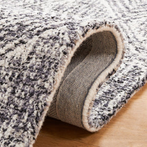 Safavieh Ebony 204 Hand Tufted Geometric Rug Charcoal / Ivory 5' x 8'