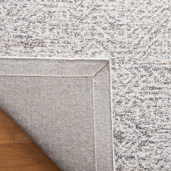 Safavieh Ebony 207 Hand Tufted Traditional Rug Grey / Ivory 4' x 6'