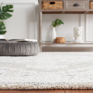 Safavieh Ebony 213 Hand Tufted Traditional Rug Ivory / Taupe 5' x 8'