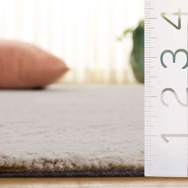 Safavieh Ebony Hand-tufted Wool-cotton Area Rug - Elegant Modern Design For Cozy Living Spaces And Decor Ivory ,Beige 80% Wool,20% Cotton Ebn217a-5