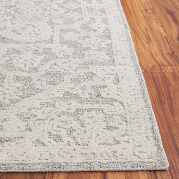 Safavieh Ebony Exquisite Hand-tufted Area Rug: Elegant Ivory And Grey Botanical Design For Timeless Style Ivory ,Grey 80% Wool,20% Cotton Ebn220a-6