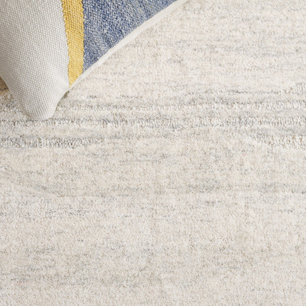 Safavieh Ebony Hand Tufted Wool Pile Area Rug - Modern Grey And Rust Design For Luxurious Home Elegance Light Grey ,Beige Wool Pile Ebn221g-6r