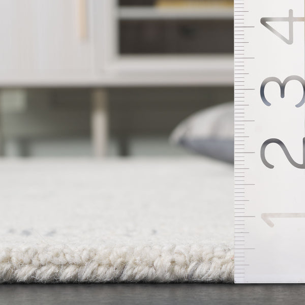 Safavieh Ebony Hand-tufted Wool Area Rug - Luxurious Modern Design With Abstract Motifs For Sophisticated Spaces Ivory ,Grey Wool Ebn227f-6r