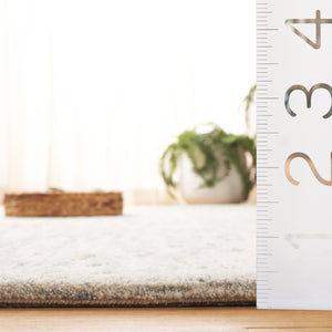 Safavieh Ebony Hand-tufted Runner Rug - Luxurious Wool & Cotton Blend With Elegant Textured Design For Hallways Blue ,Ivory Wool & Cotton Ebn231m-5