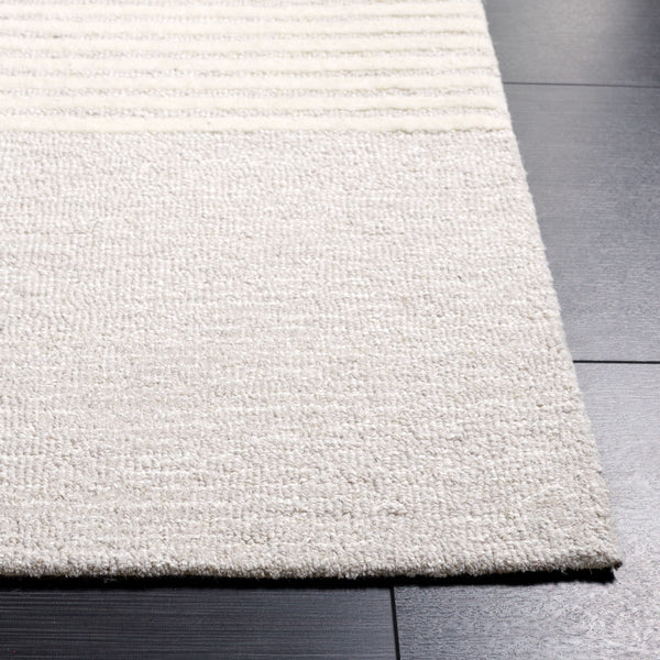 Safavieh Ebony 252 EBN252 Hand Tufted Modern Rug Black / Ivory EBN252Z-8