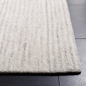 Safavieh Ebony 253 EBN253 Hand Tufted Modern Rug Beige / Grey EBN253G-8