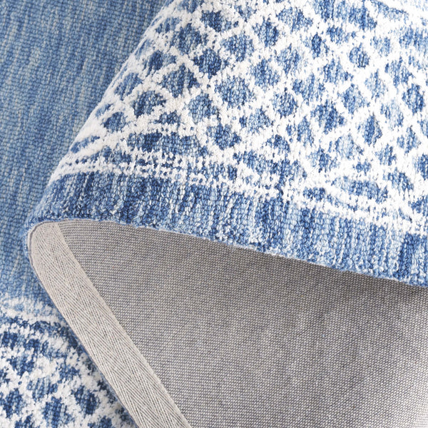 Safavieh Ebony Modern Hand-tufted Runner Rug In Elegant Grey And Ivory – Luxurious Softness For Any Space Blue ,Ivory Indian Wool Pile Ebn275m-5